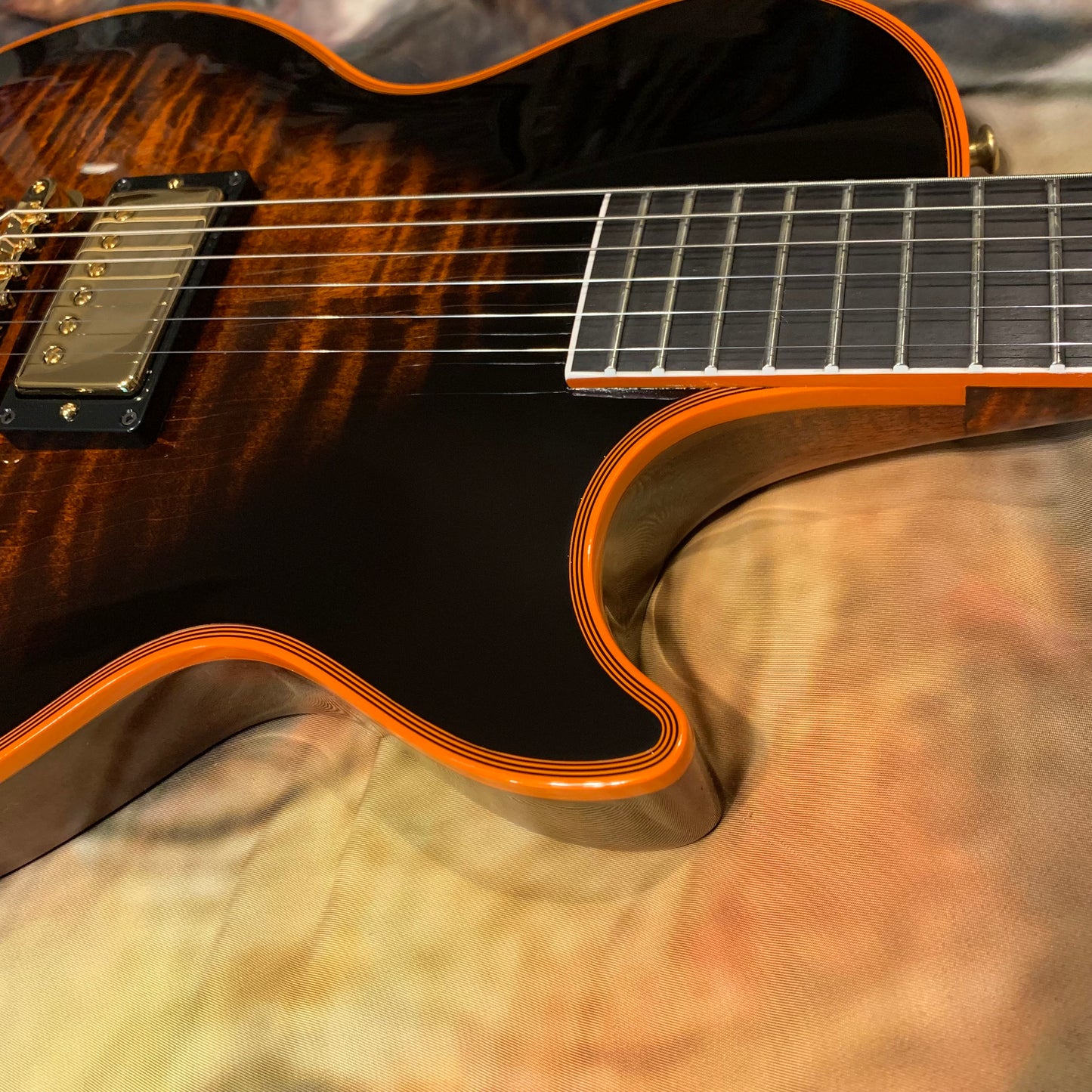 FLAMED NECK π·π! 2025 Gibson Custom Shop Les Paul Custom Axcess Orange Widow Burst Single Bridge Pickup No Inlays F Figured Black Ebony Fretboard M2M Made To Measure Flame Maple Top Gold Hardware Stopbar BurstBucker 3 ABR-1 Figured Maple Neck