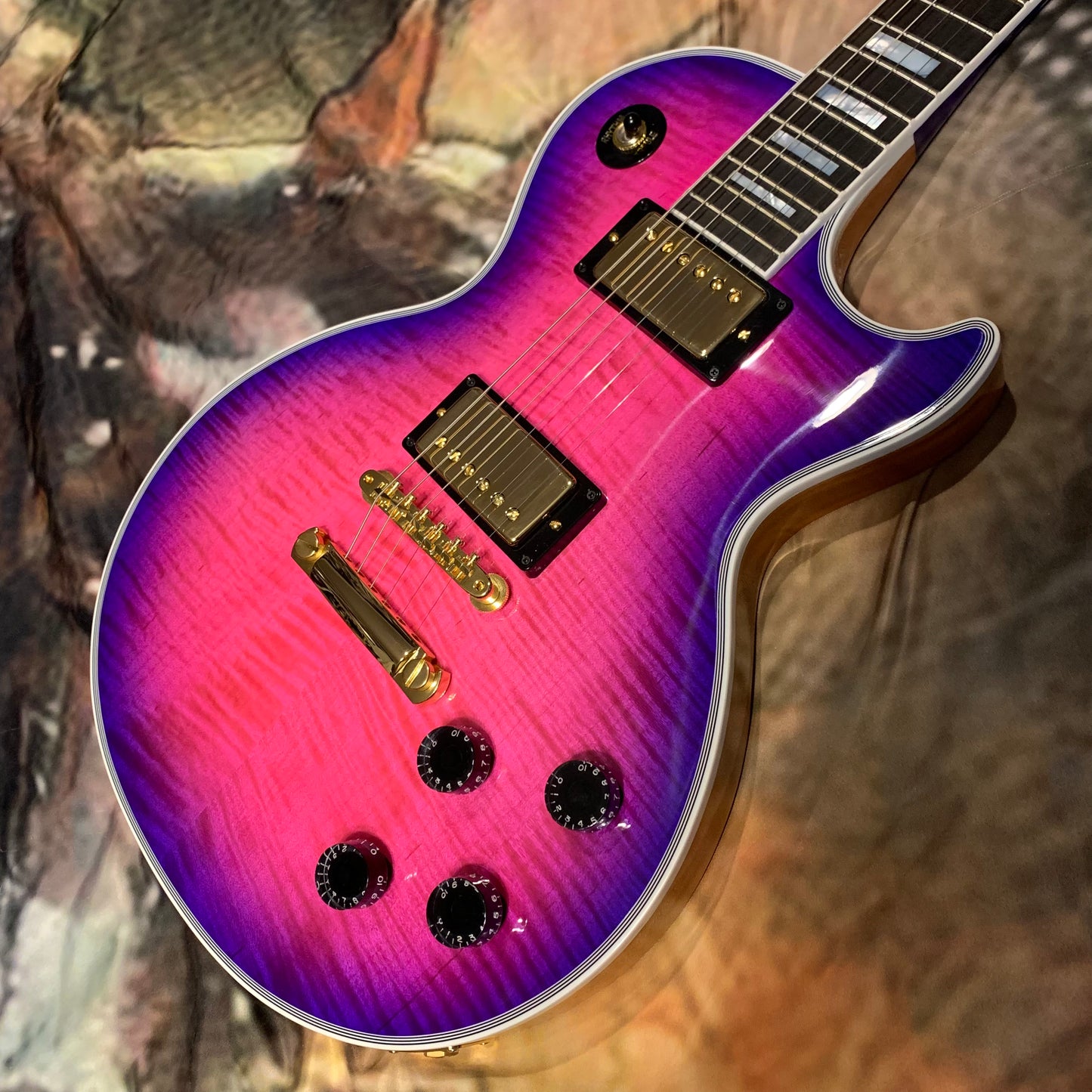 EXOTIC 🦄💋! 2024 Gibson Custom Shop Les Paul Custom Axcess Neon Burst AAA F Figured Flamed Desert Sunset Trans Pink Purple Violet Black Ebony Fretboard Full Gloss ‘57 Classic M2M Made To Measure Bengal Burst ABR-1 Stopbar PRS Orianthi Blooming Lotus Glow