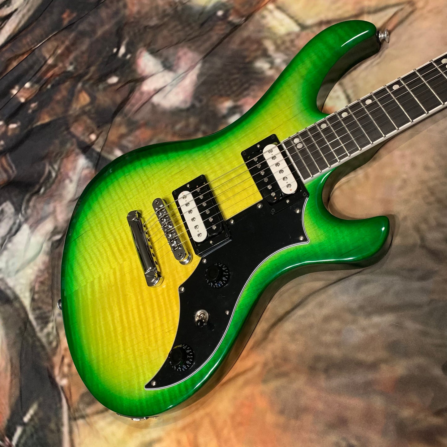 IGUANA 🦎🔥! 2024 Gibson USA Victory Figured Top Reissue Iguana Burst Trans Green Flamed Maple ‘80s Tribute Pickups 24 Fret Stopbar Coil Split 25.5” Scale Compound Radius Black Ebony Fretboard SlimTaper Neck Explorer Headstock Full Gloss Finish