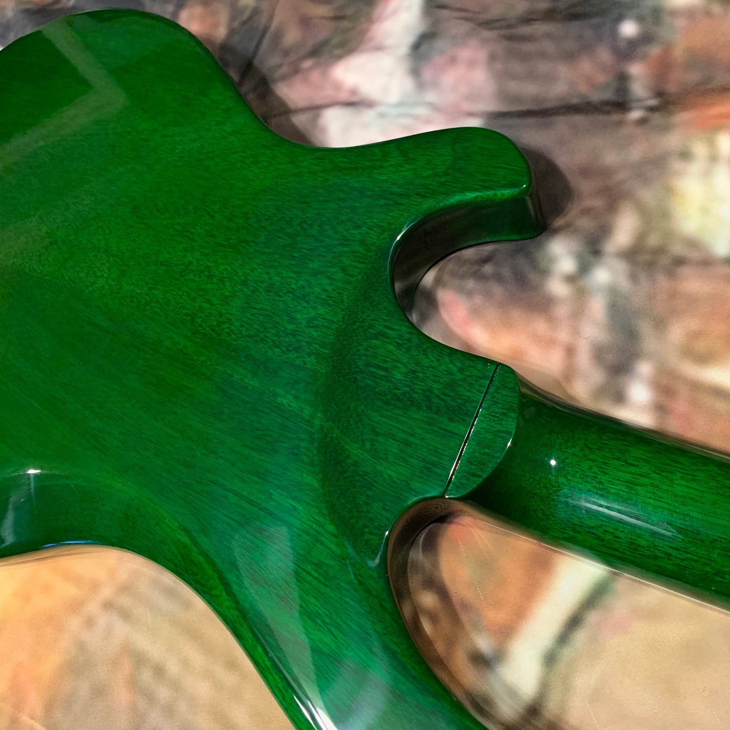 IGUANA 🦎🔥! 2024 Gibson USA Victory Figured Top Reissue Iguana Burst Trans Green Flamed Maple ‘80s Tribute Pickups 24 Fret Stopbar Coil Split 25.5” Scale Compound Radius Black Ebony Fretboard SlimTaper Neck Explorer Headstock Full Gloss Finish