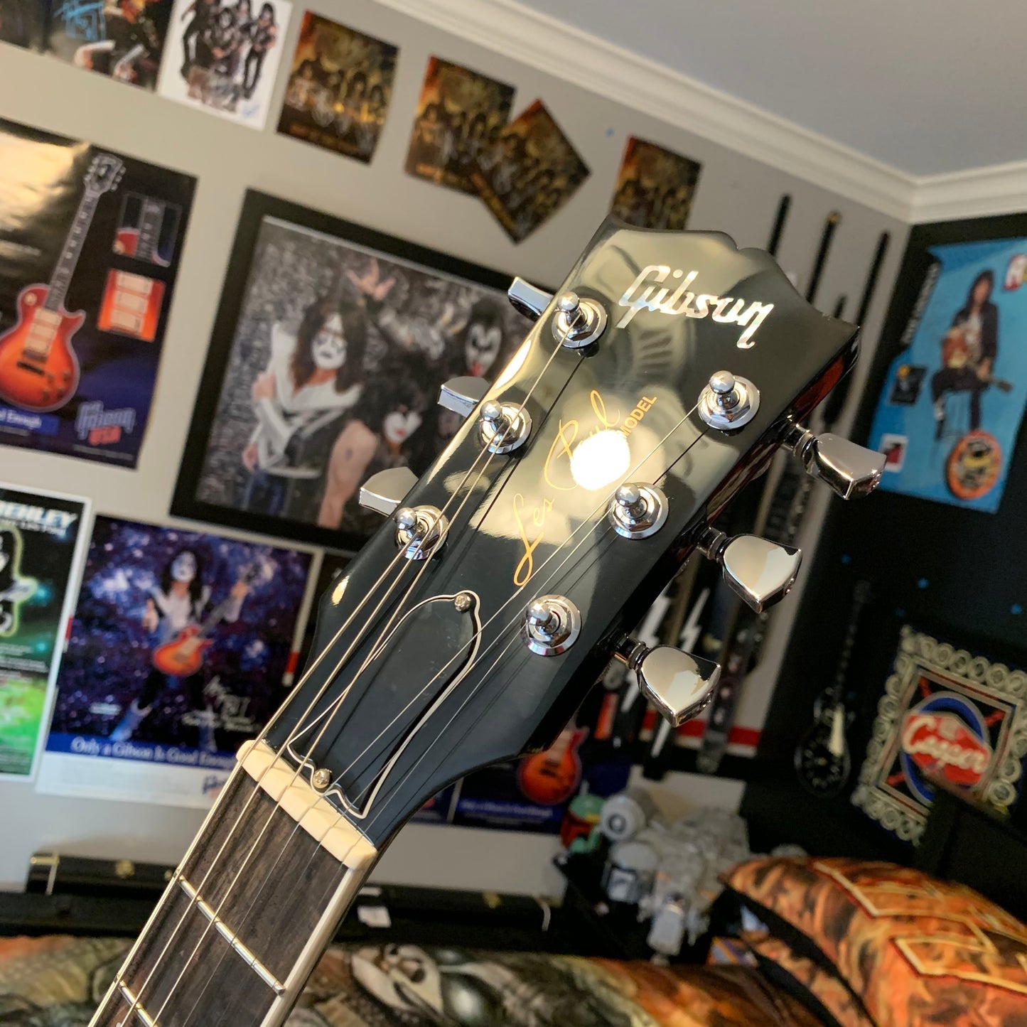 KILLER 😲🌊! 2024 Gibson USA Les Paul Modern Figured Cobalt Burst Ocean Water Blue Blueberry Ebony Fretboard Modern Standard Locking Grover Tuners Chrome Hardware AAA Premium Plus Top Axcess Heel Coil Tap Phase Inversion BurstBucker Pro Pickups