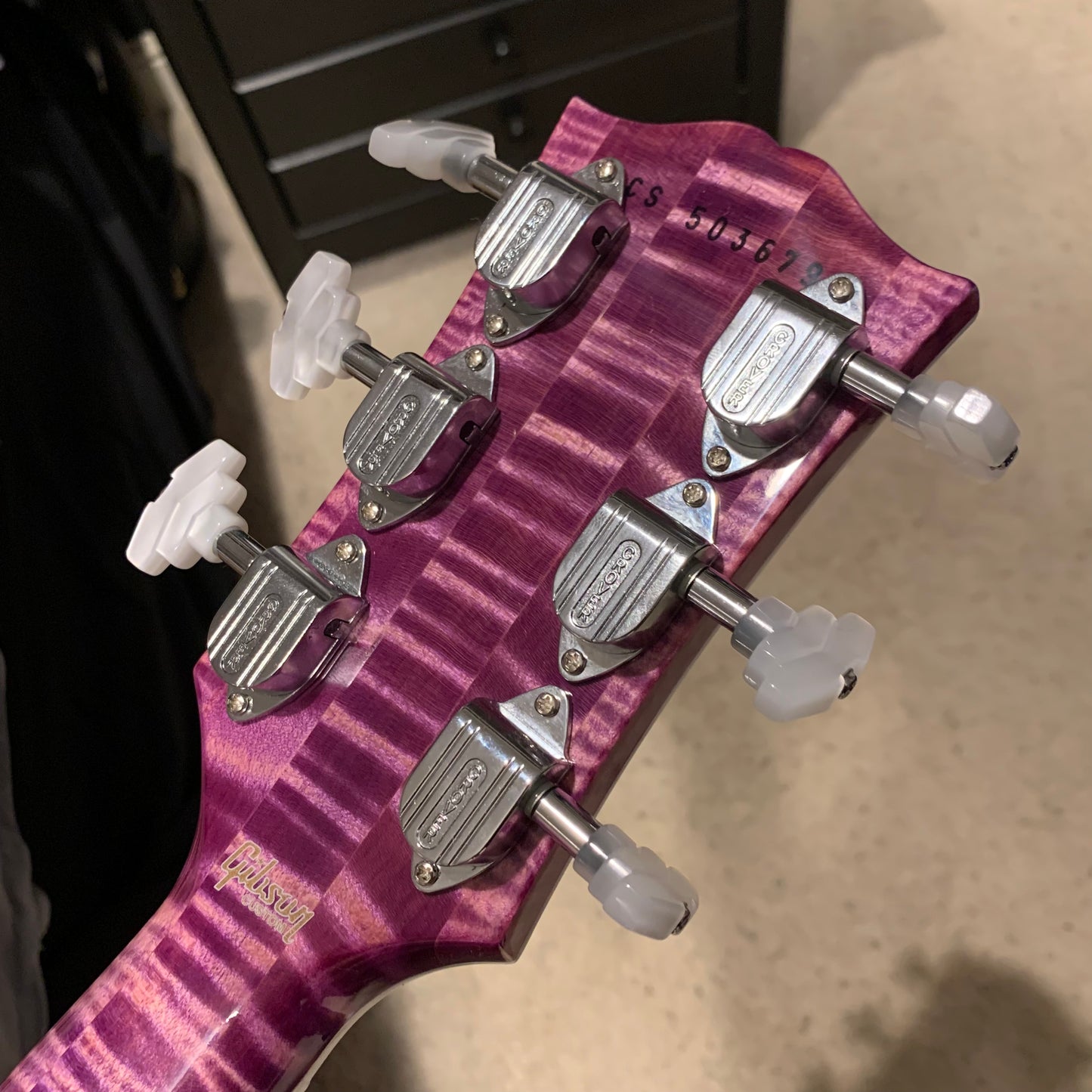 DRAGON 🐉🐲! 2025 Gibson Custom Shop Les Paul Dragon Purple Denim Blue Trans Violet Pink Flame Top TV White Ebony Classic White CustomBuckers M2M Made To Measure Ultima PRS Modern Supreme Burst Abalone Master Artisan Collector’s Limited Edition Figured