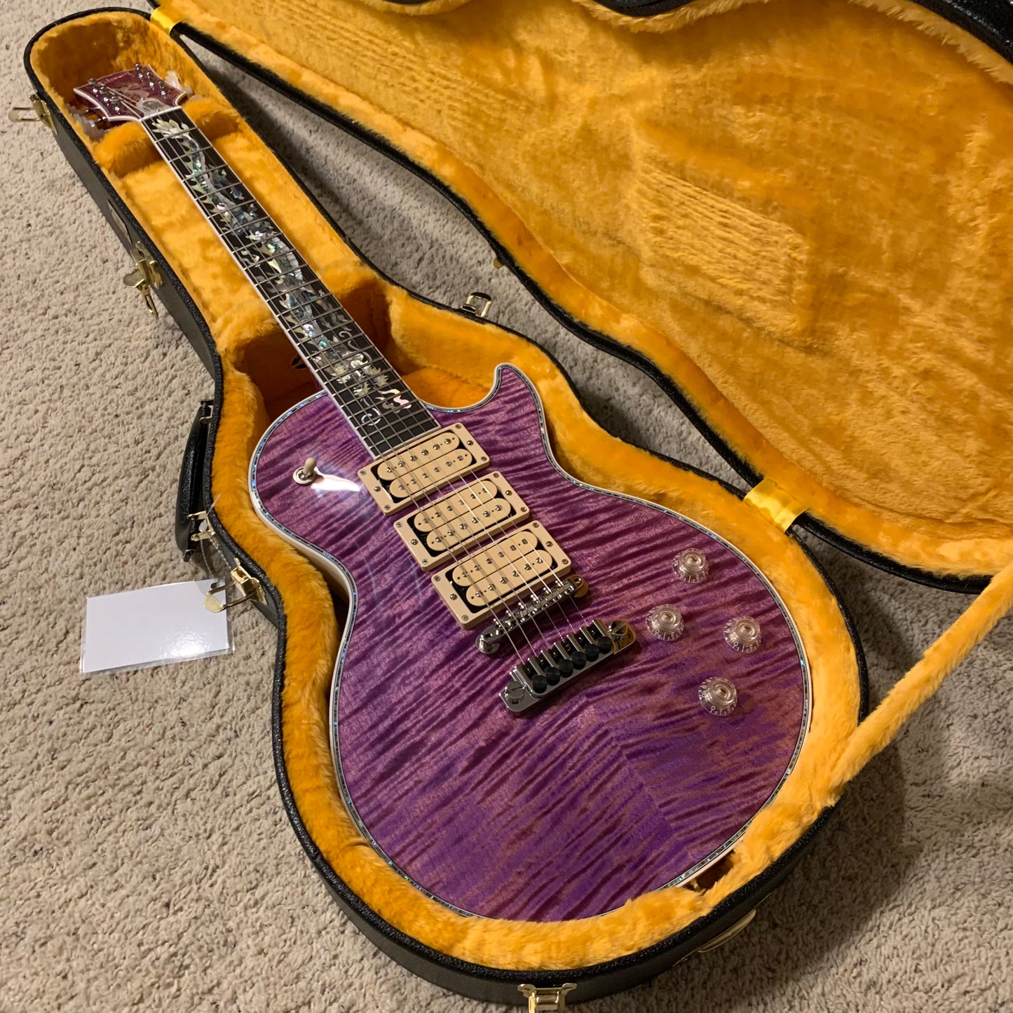 DRAGON 🐉🐲! 2025 Gibson Custom Shop Les Paul Dragon Purple Denim Blue Trans Violet Pink Flame Top TV White Ebony Classic White CustomBuckers M2M Made To Measure Ultima PRS Modern Supreme Burst Abalone Master Artisan Collector’s Limited Edition Figured