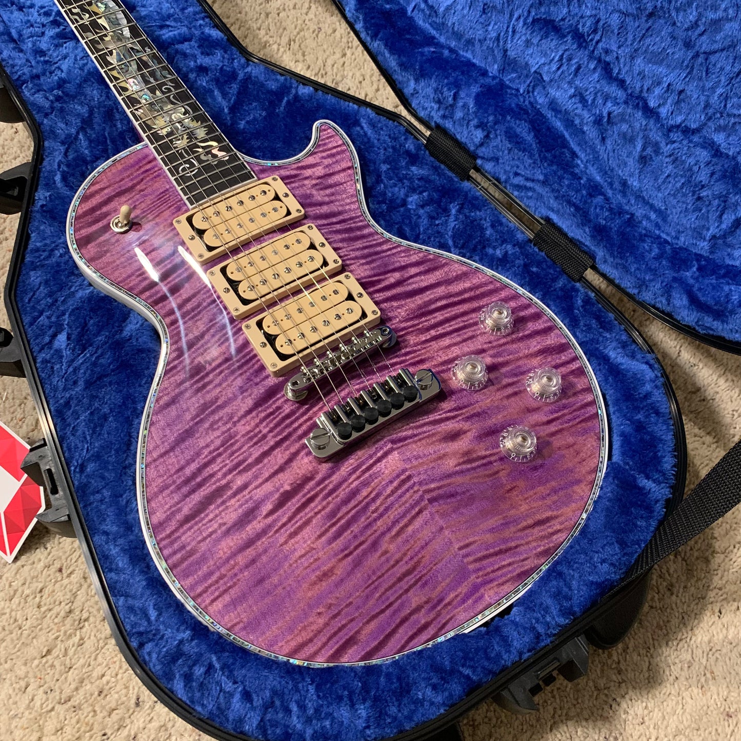 DRAGON 🐉🐲! 2025 Gibson Custom Shop Les Paul Dragon Purple Denim Blue Trans Violet Pink Flame Top TV White Ebony Classic White CustomBuckers M2M Made To Measure Ultima PRS Modern Supreme Burst Abalone Master Artisan Collector’s Limited Edition Figured