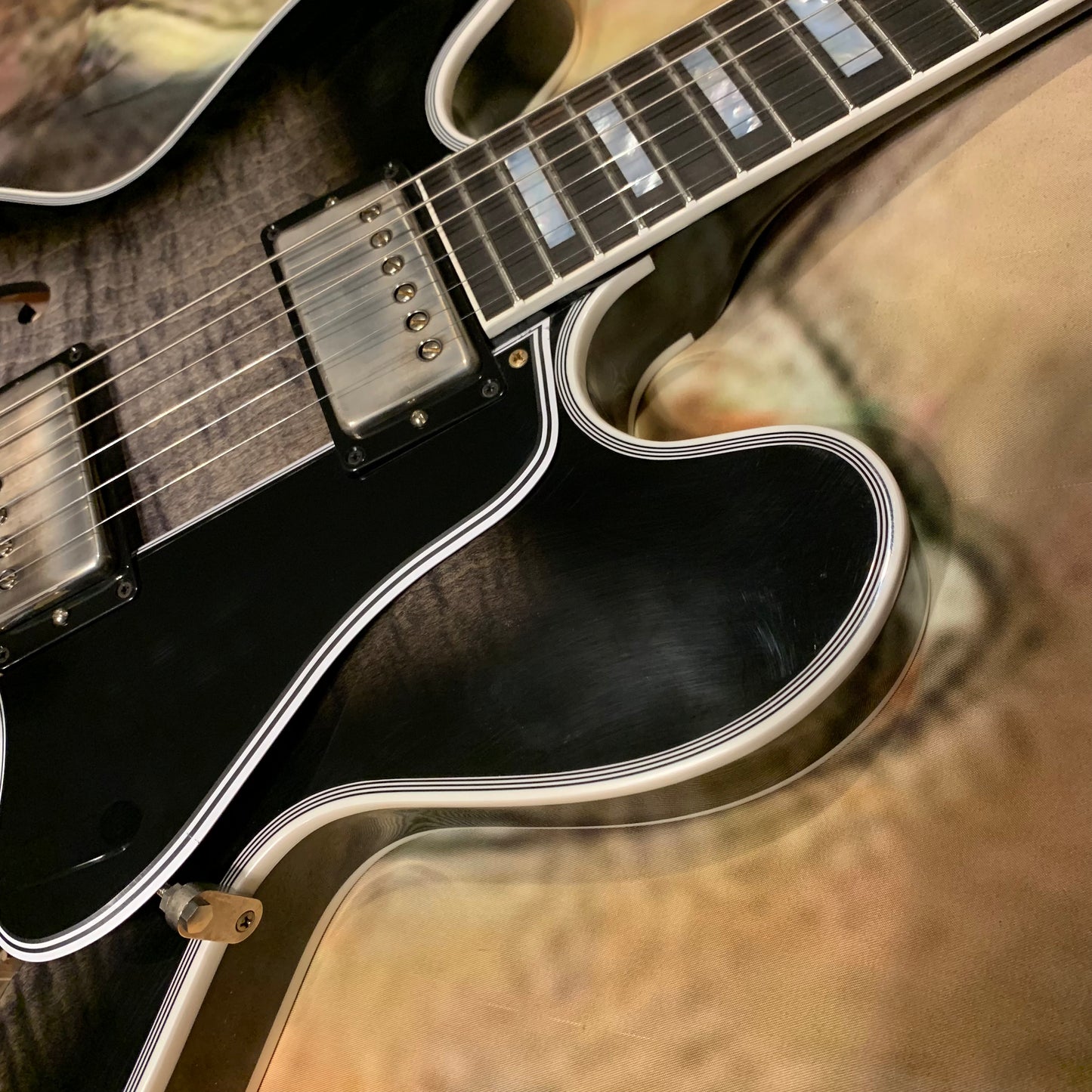 COBRA BURST 🐍! 2026 Gibson Custom Shop Gary Clark Jr. Signature ES-355 Translucent Ebony Black Silver Burst Trans Silverburst VOS Limited Edition Ebony Fretboard Nickel Mono Varitone Exclusive CustomBucker Pickups Modern F Figured Q Quilt Maple B7 Bigsby