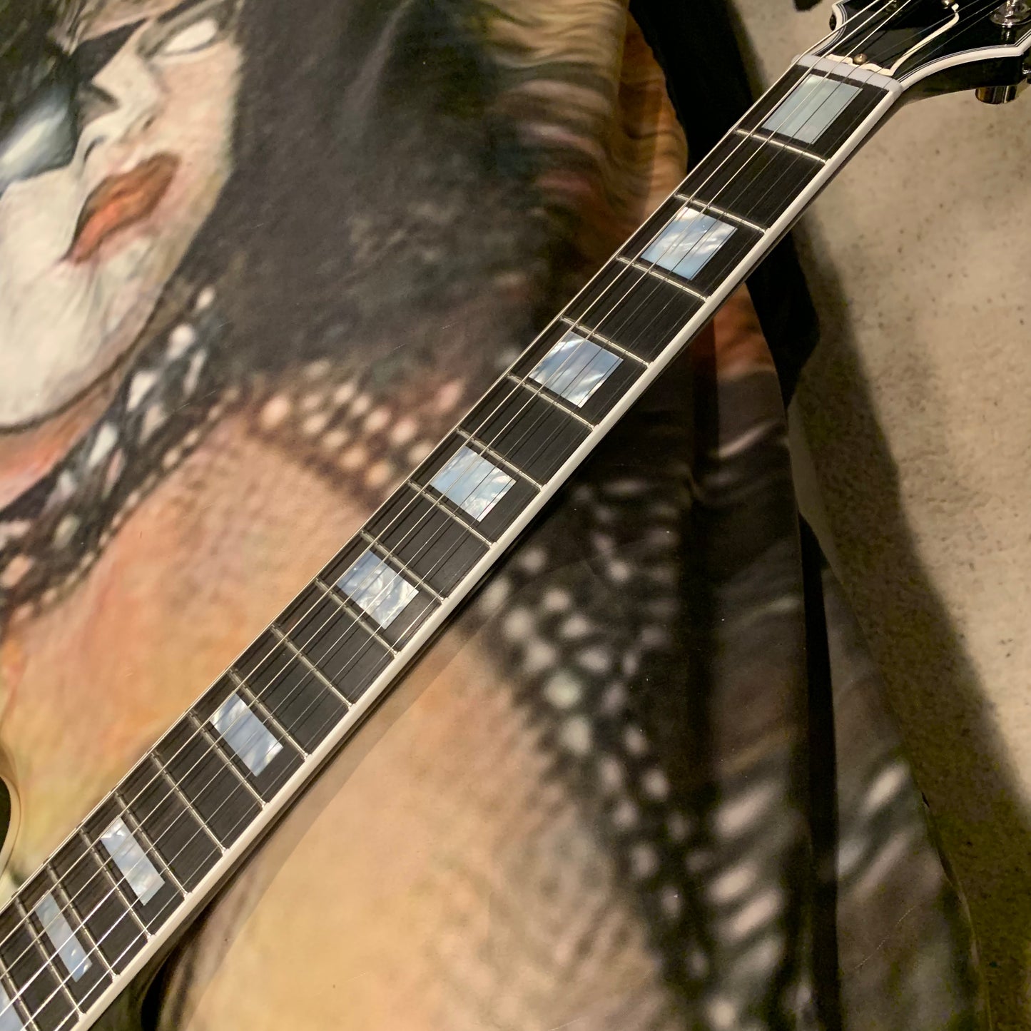 COBRA BURST 🐍! 2026 Gibson Custom Shop Gary Clark Jr. Signature ES-355 Translucent Ebony Black Silver Burst Trans Silverburst VOS Limited Edition Ebony Fretboard Nickel Mono Varitone Exclusive CustomBucker Pickups Modern F Figured Q Quilt Maple B7 Bigsby