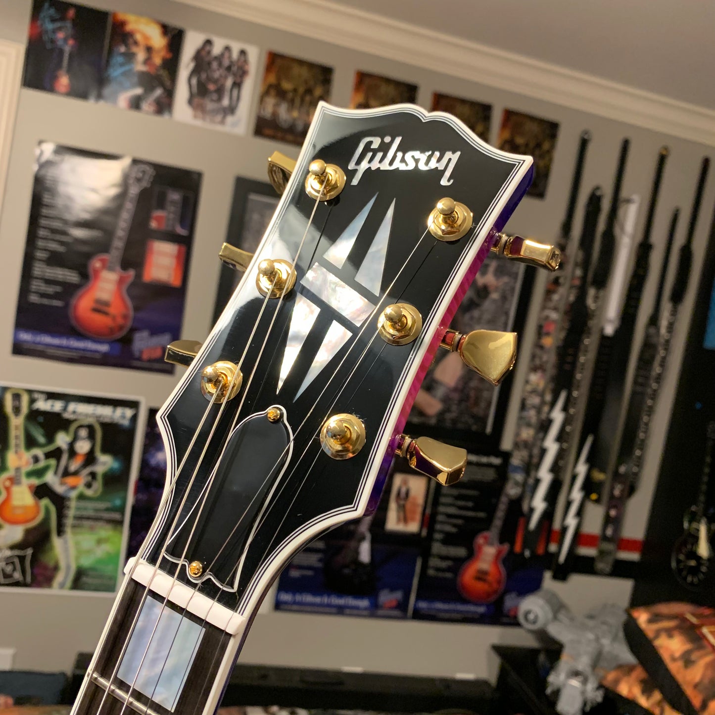 EXOTIC 🦄💋! 2026 Gibson Custom Shop Les Paul Custom Axcess Neon Burst AAA F Figured Flamed Desert Sunset Trans Pink Purple Violet Black Ebony Fretboard Full Gloss ‘57 Classic M2M Made To Measure Bengal Burst ABR-1 Stopbar PRS Orianthi Blooming Lotus Glow