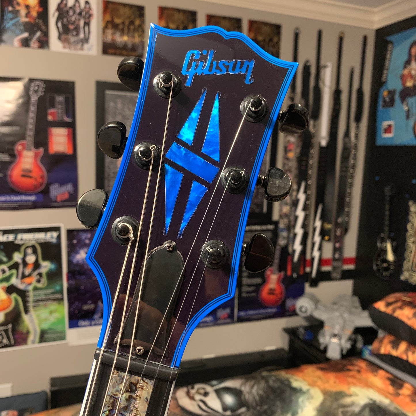 STINGER 🐈🕷️! 2015 Gibson Custom Shop Les Paul Custom Quilt Top M2M Made To Measure Blue Widow Burst Trans Aqua Black Fretboard Bare Knuckel Juggernaut Blackout Special Order Figured F Q 5A 7A Abalone Inlay Blueberry Cobalt