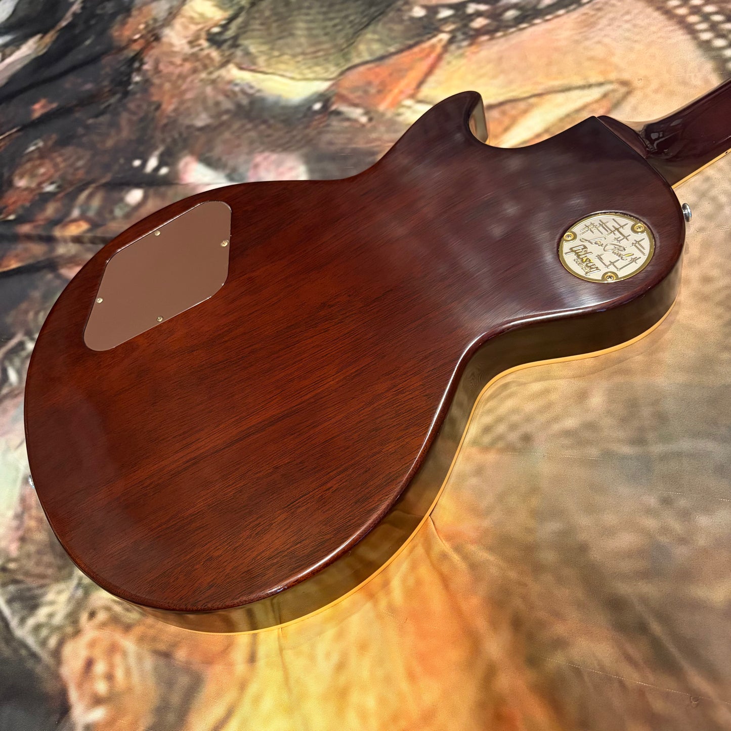 COOL 🥶! 2026 Gibson Custom Shop '76 Les Paul Deluxe Reissue Basalt Blue Sparkle Top VOS Limited Edition LE 1976 Standard Norlin Era Mini Humbuckers Maple Neck Sandwich Body Construction ABR-1 Bridge Chrome Hardware Cream Plastics Brown Walnut Body