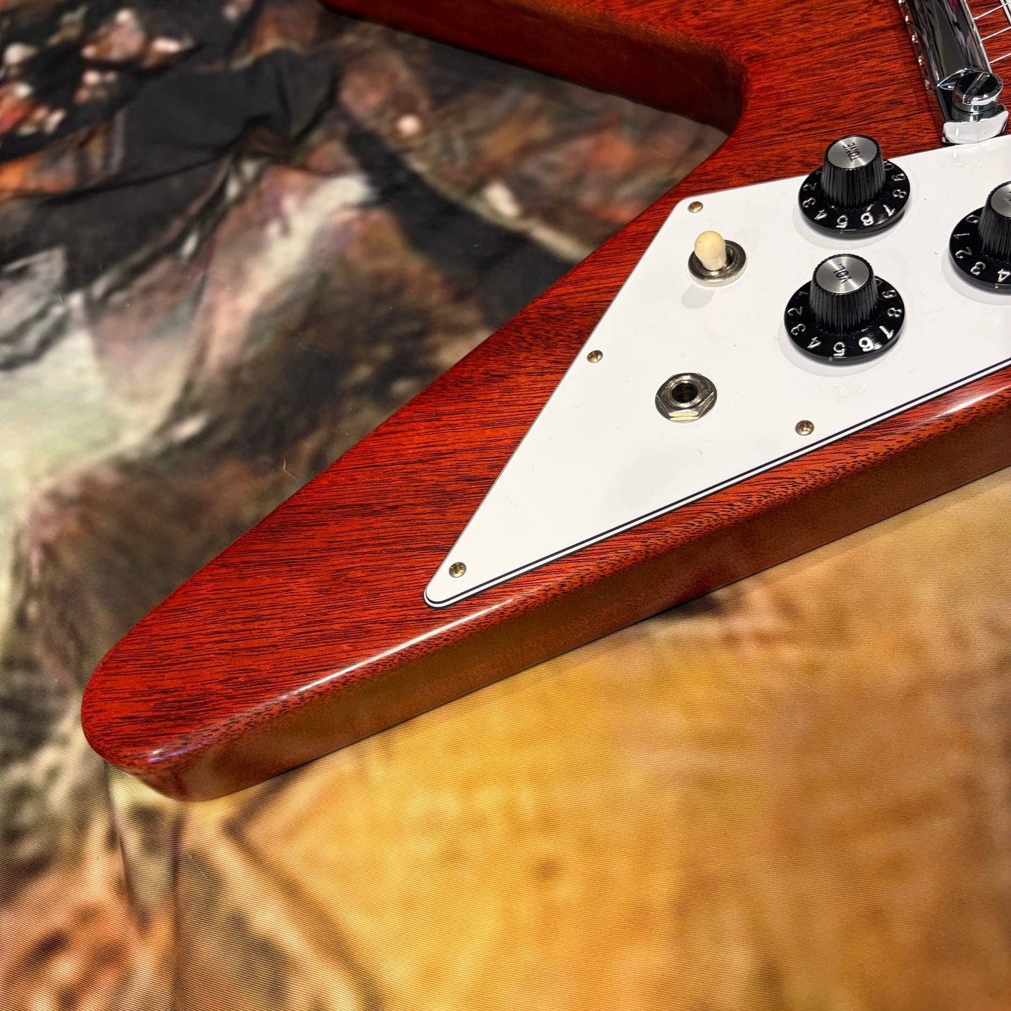 MEDALLION 🏅! 2026 Gibson Custom Shop '71 Medallion Flying V Limited Edition Reissue RI Faded Cherry Red VOS LE 1971 Standard Norlin Era T Top Humbucker Pickups Mahogany Body Neck Construction ABR-1 Bridge Chrome Hardware Cream Plastics