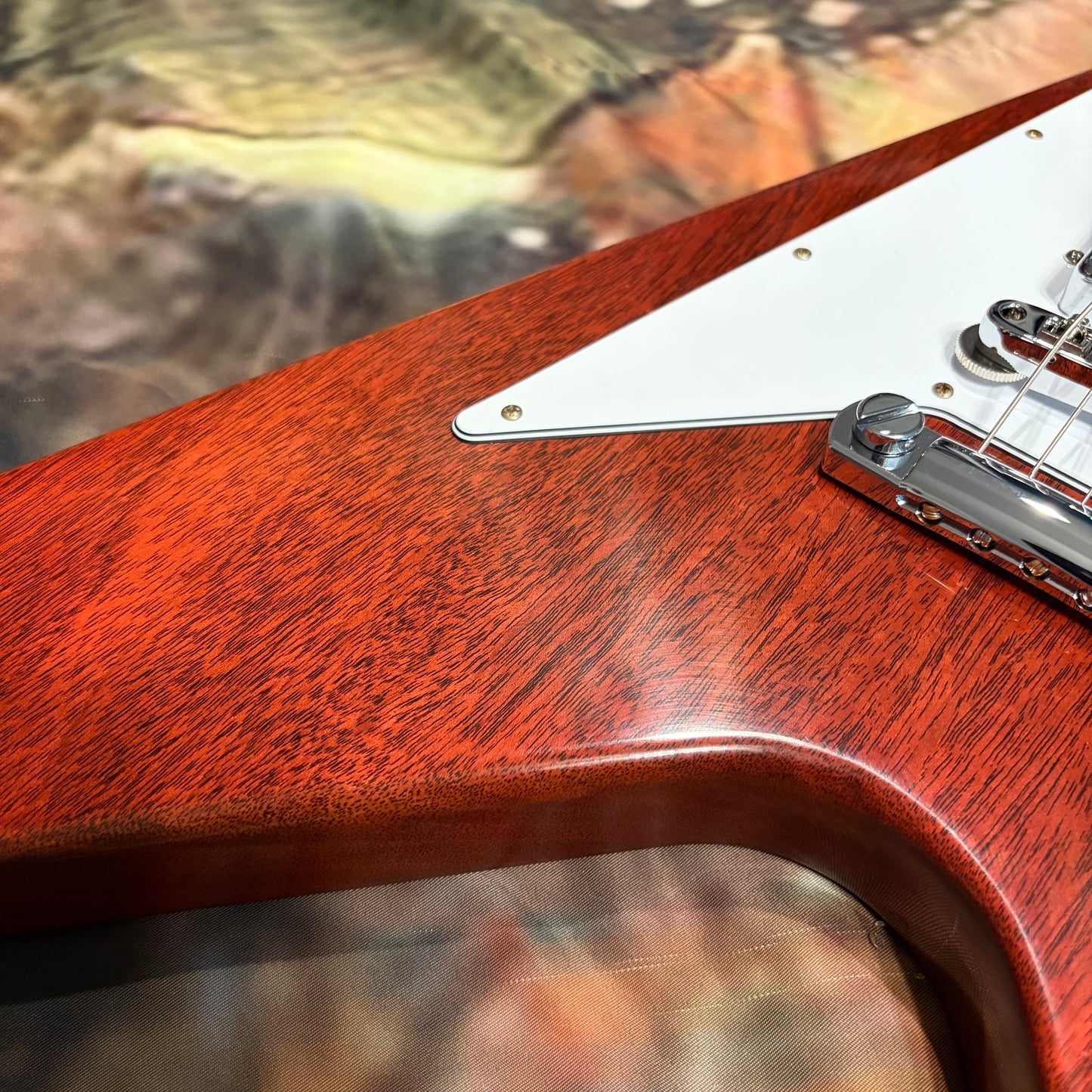 MEDALLION 🏅! 2026 Gibson Custom Shop '71 Medallion Flying V Limited Edition Reissue RI Faded Cherry Red VOS LE 1971 Standard Norlin Era T Top Humbucker Pickups Mahogany Body Neck Construction ABR-1 Bridge Chrome Hardware Cream Plastics