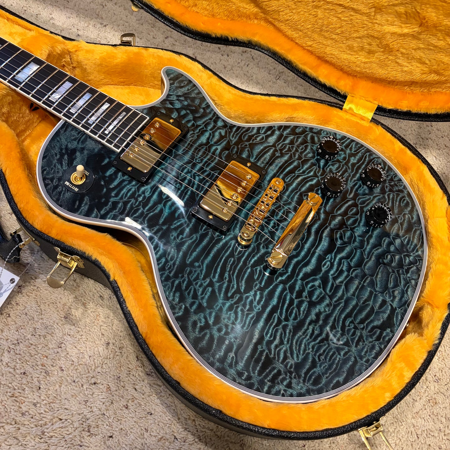 QUILT 👵! 2025 Gibson Custom Shop Les Paul Custom 7A Quilt Top M2M Made To Measure Northen Lights Ebony Fretboard Special Order Figured F Q 5A 7A 1960 V2 Neck Nordic Blue Blueberry Cobalt Trans Aqua Custombucker Pickups Gold Hardware Full Gloss