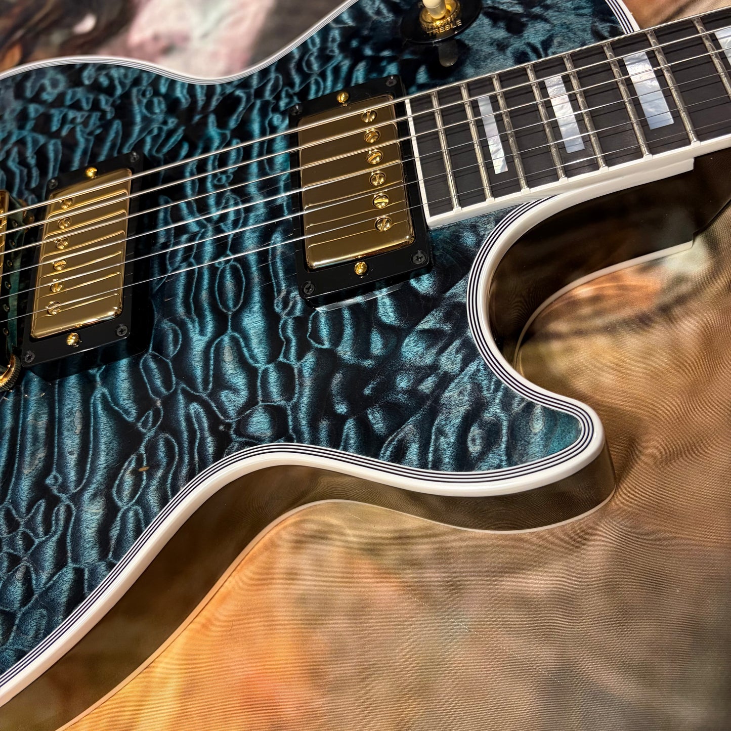 QUILT 👵! 2025 Gibson Custom Shop Les Paul Custom 7A Quilt Top M2M Made To Measure Northen Lights Ebony Fretboard Special Order Figured F Q 5A 7A 1960 V2 Neck Nordic Blue Blueberry Cobalt Trans Aqua Custombucker Pickups Gold Hardware Full Gloss
