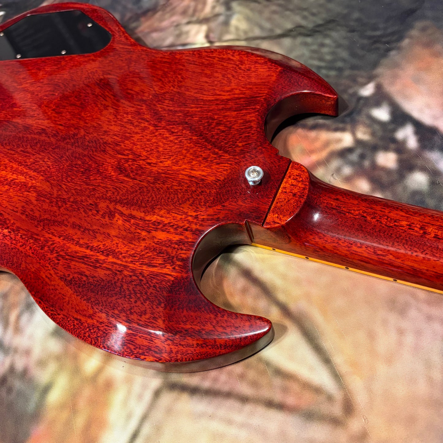 CLASSIC 👹! 2026 Gibson Custom Shop 1961 SG Les Paul Standard VOS ‘61 Historic Reissue Stop Bar Cherry Red Aniline Dye Brown Rosewood Fretboard Nickel Hardware CustomBucker AlNiCo III Pickups Golden Era Tribute AC/DC Vibes Hide Glue Construction