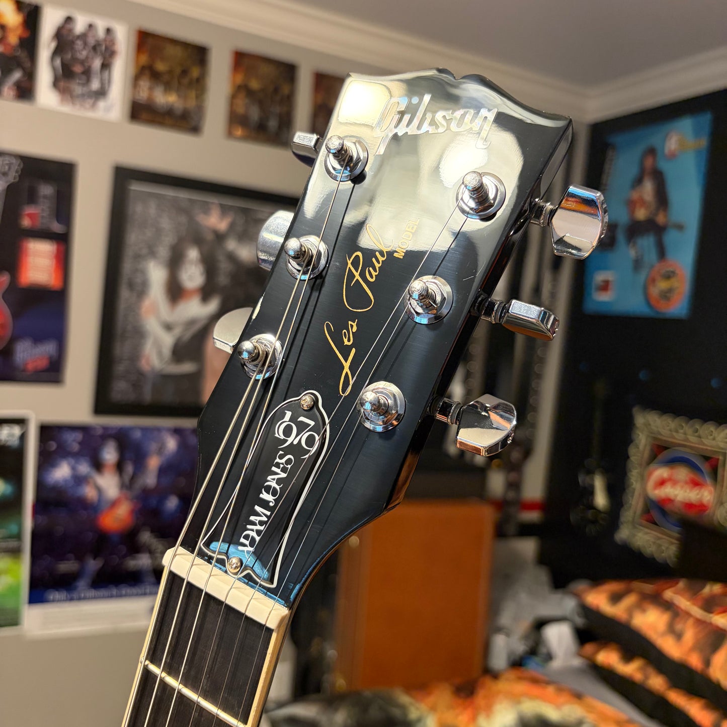 TOOL 🛠️! 2025 Gibson USA Adam Jones Signature Les Paul Standard Antique Silverburst Metallic Sparkle Black Ebony Fretboard Custom Modern Grover Tuners Chrome Hardware BurstBucker 1 DC High Gain Pickups 1979 ‘79 Norlin Era Tribute
