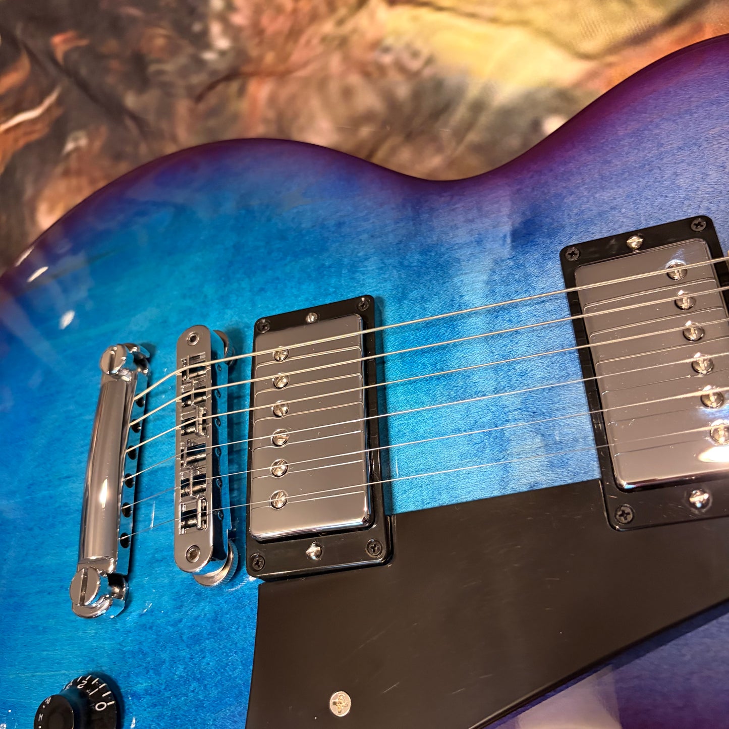 BLUEBERRY 🫐! 2025 Gibson USA Les Paul Studio Blueberry Burst Plain Top Rosewood Fretboard Slim Taper Neck Profile Ocean Blue Blueberry Cobalt Trans Aqua BurstBucker Pro Pickups Chrome Hardware Full Gloss Standard Binding Coil Taps