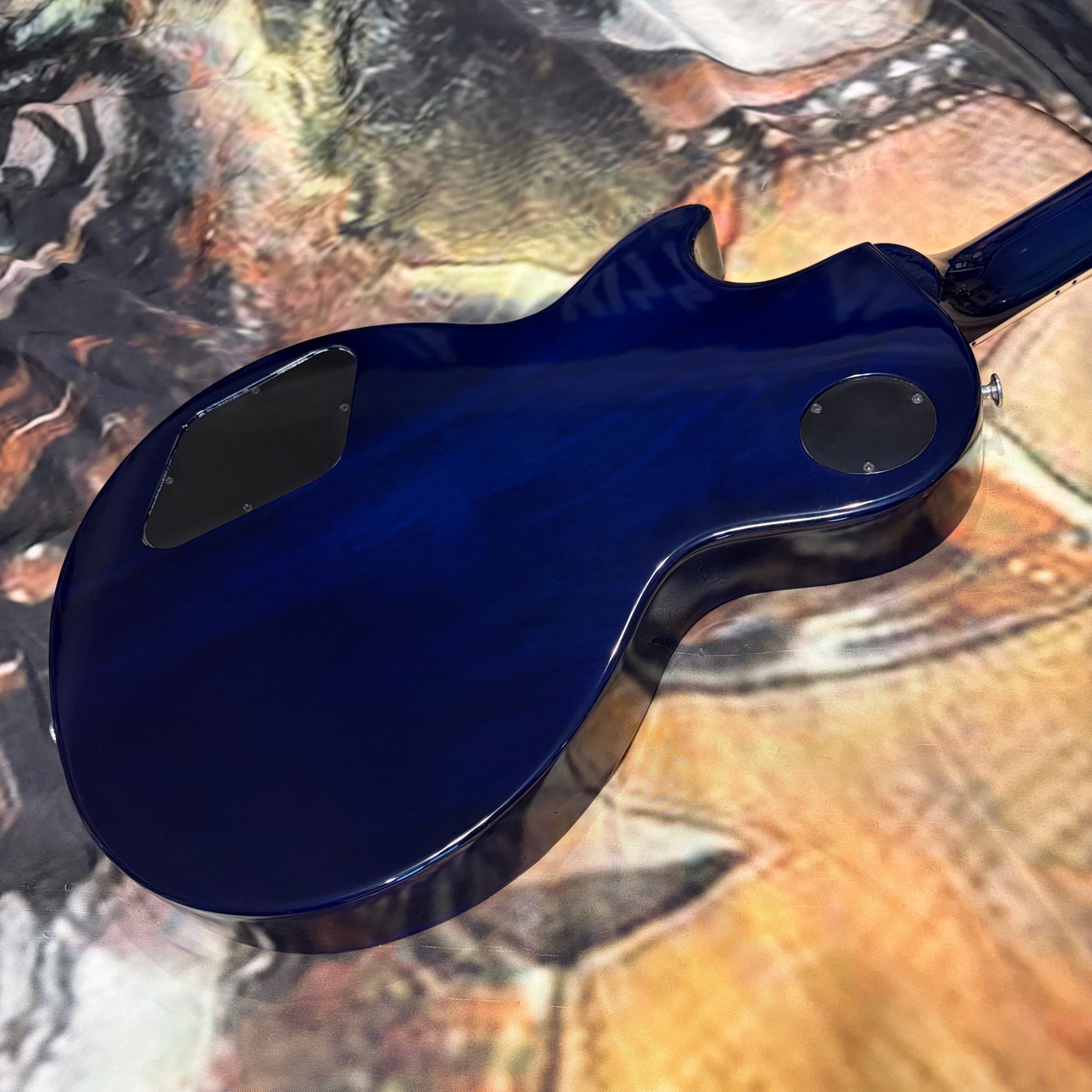 BLUEBERRY 🫐! 2025 Gibson USA Les Paul Studio Blueberry Burst Plain Top Rosewood Fretboard Slim Taper Neck Profile Ocean Blue Blueberry Cobalt Trans Aqua BurstBucker Pro Pickups Chrome Hardware Full Gloss Standard Binding Coil Taps