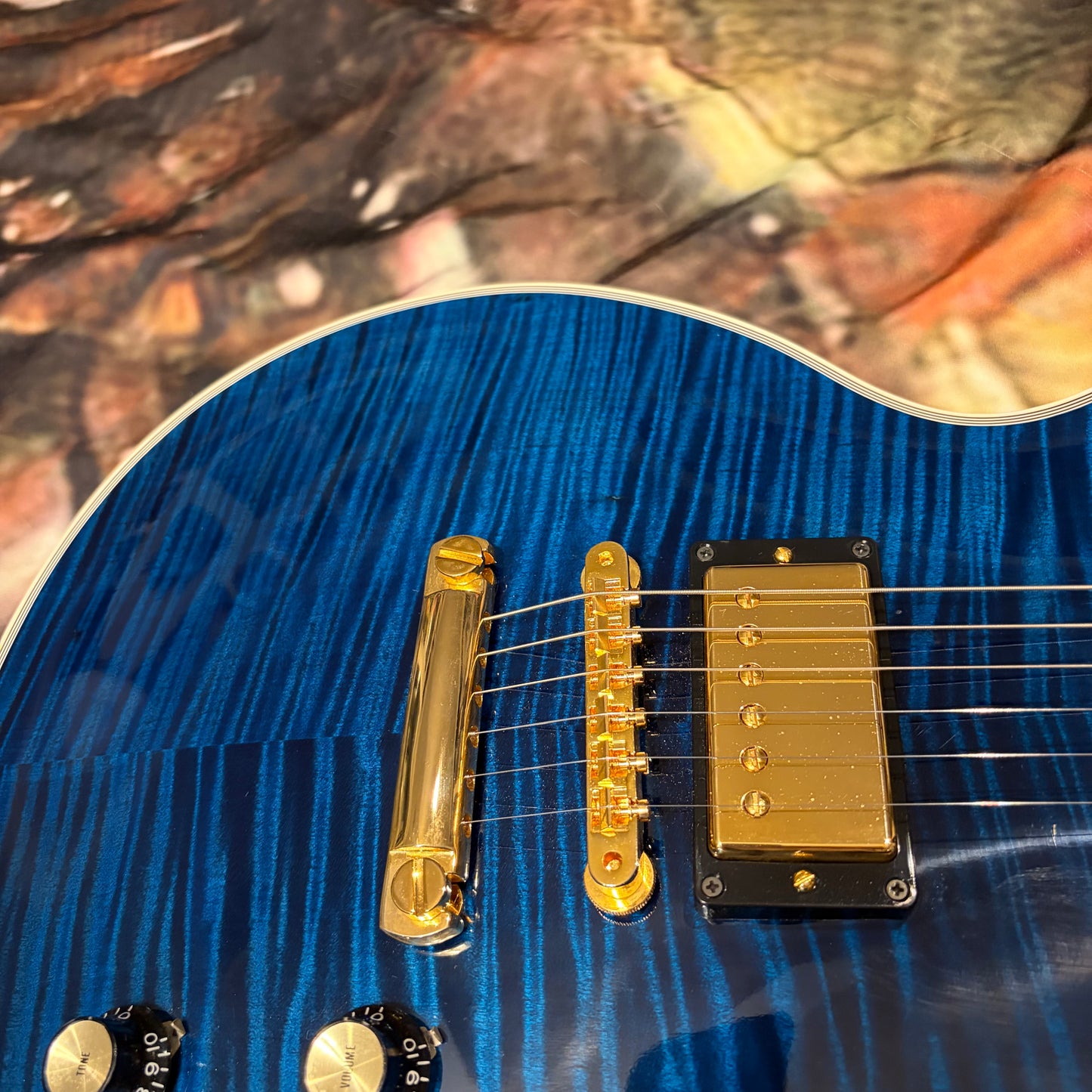 CUSTOM COLOR 🤩🌊! 2010 Gibson Custom Shop '68 Les Paul Custom Sapphire BluemF Figured Flamed Reissue Ocean Water Dark Aqua Whale Trans Blueberry Burst 1968 Historic Reissue ‘57 Classic Black Ebony Fretboard Full Gloss Gold Hardware