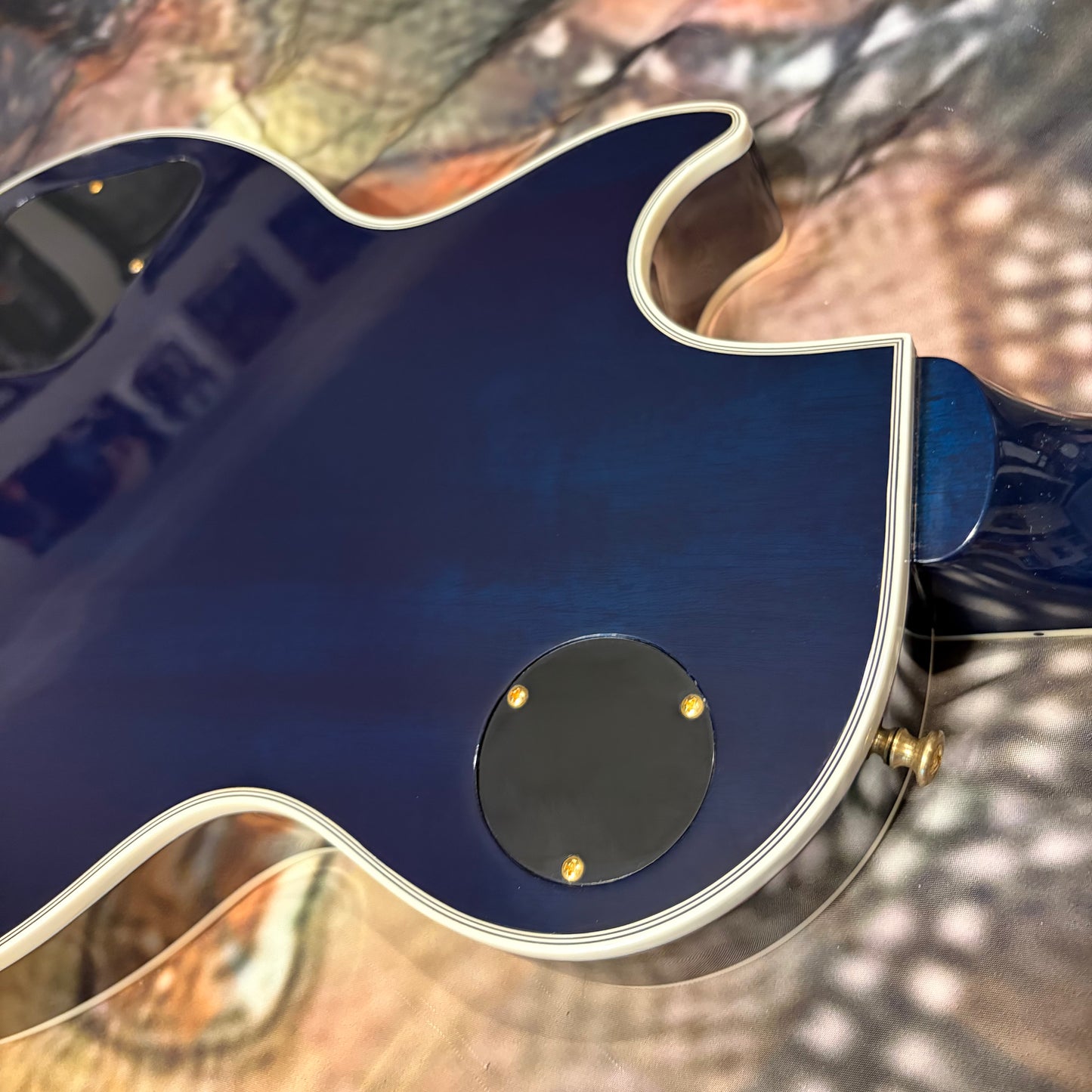 CUSTOM COLOR 🤩🌊! 2010 Gibson Custom Shop '68 Les Paul Custom Sapphire BluemF Figured Flamed Reissue Ocean Water Dark Aqua Whale Trans Blueberry Burst 1968 Historic Reissue ‘57 Classic Black Ebony Fretboard Full Gloss Gold Hardware