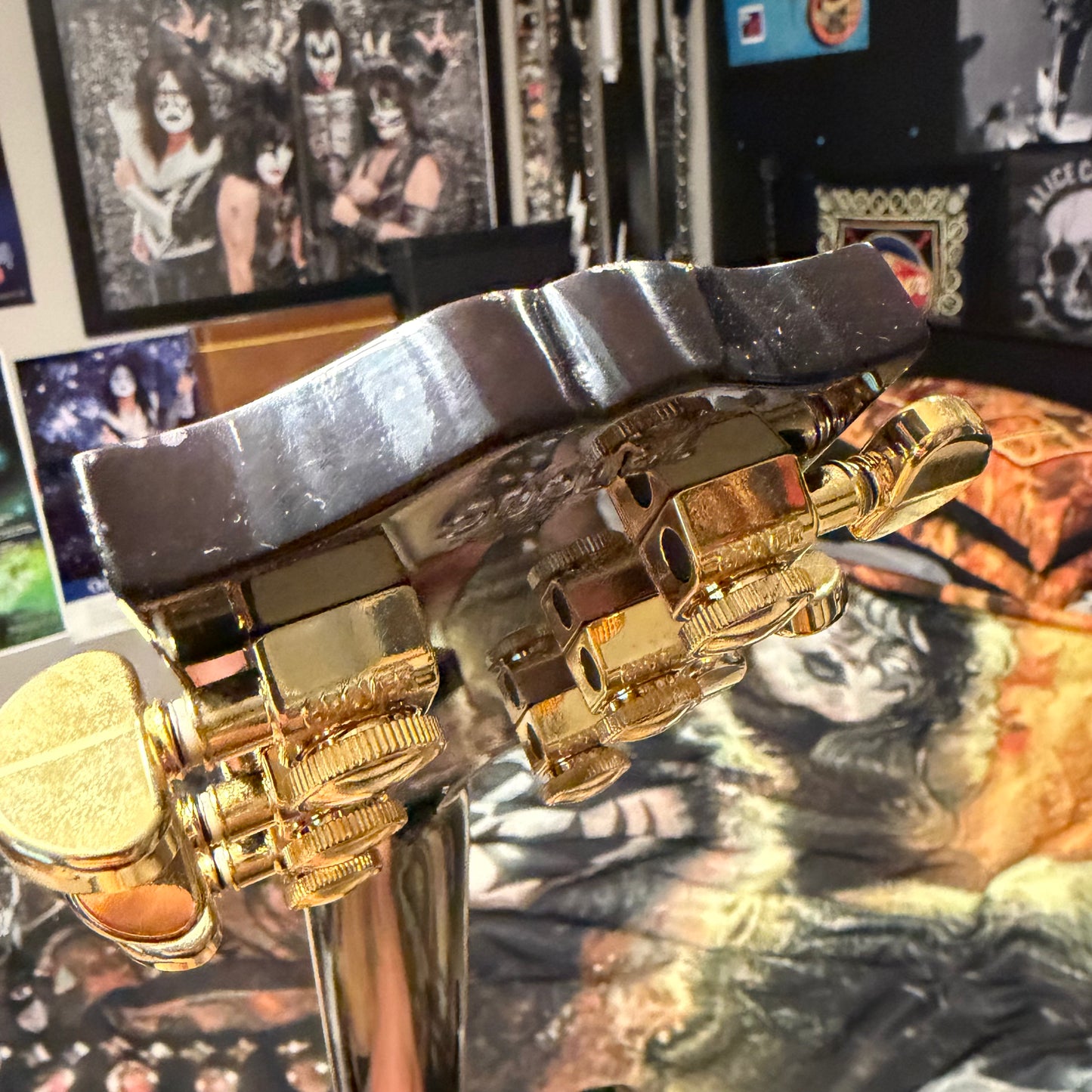 FREAKY 👽! 2025 Gibson Custom Shop M2M 1961 SG Les Paul Standard Teal Green Fade Emerald Burst ‘61 Reissue Figured Flamed Maple Top Stopbar Dark Brown Walnut Back Split Diamond Inlays Gold Hardware CustomBuckers Made To Measure Modern Supreme Elegant