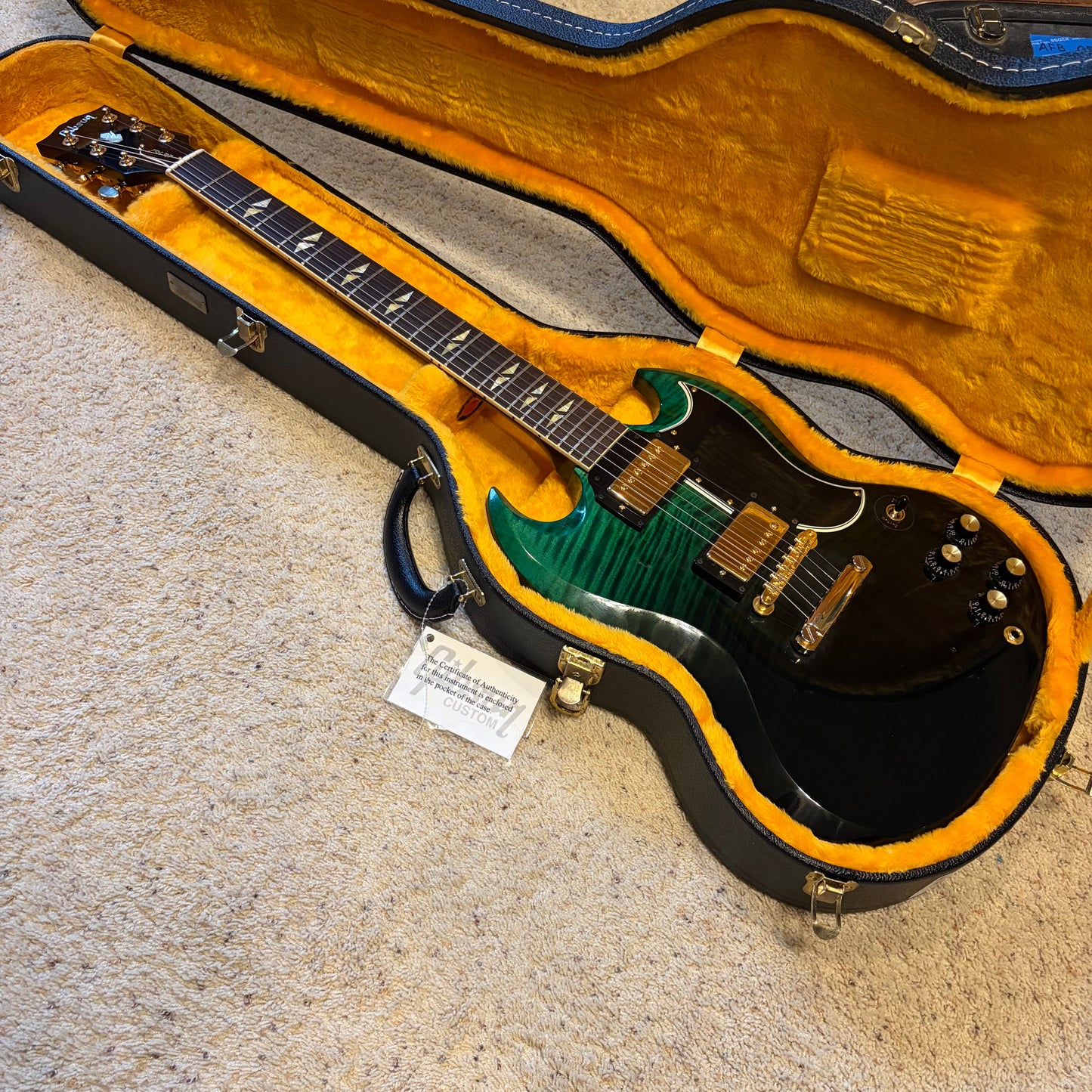 FREAKY 👽! 2025 Gibson Custom Shop M2M 1961 SG Les Paul Standard Teal Green Fade Emerald Burst ‘61 Reissue Figured Flamed Maple Top Stopbar Dark Brown Walnut Back Split Diamond Inlays Gold Hardware CustomBuckers Made To Measure Modern Supreme Elegant