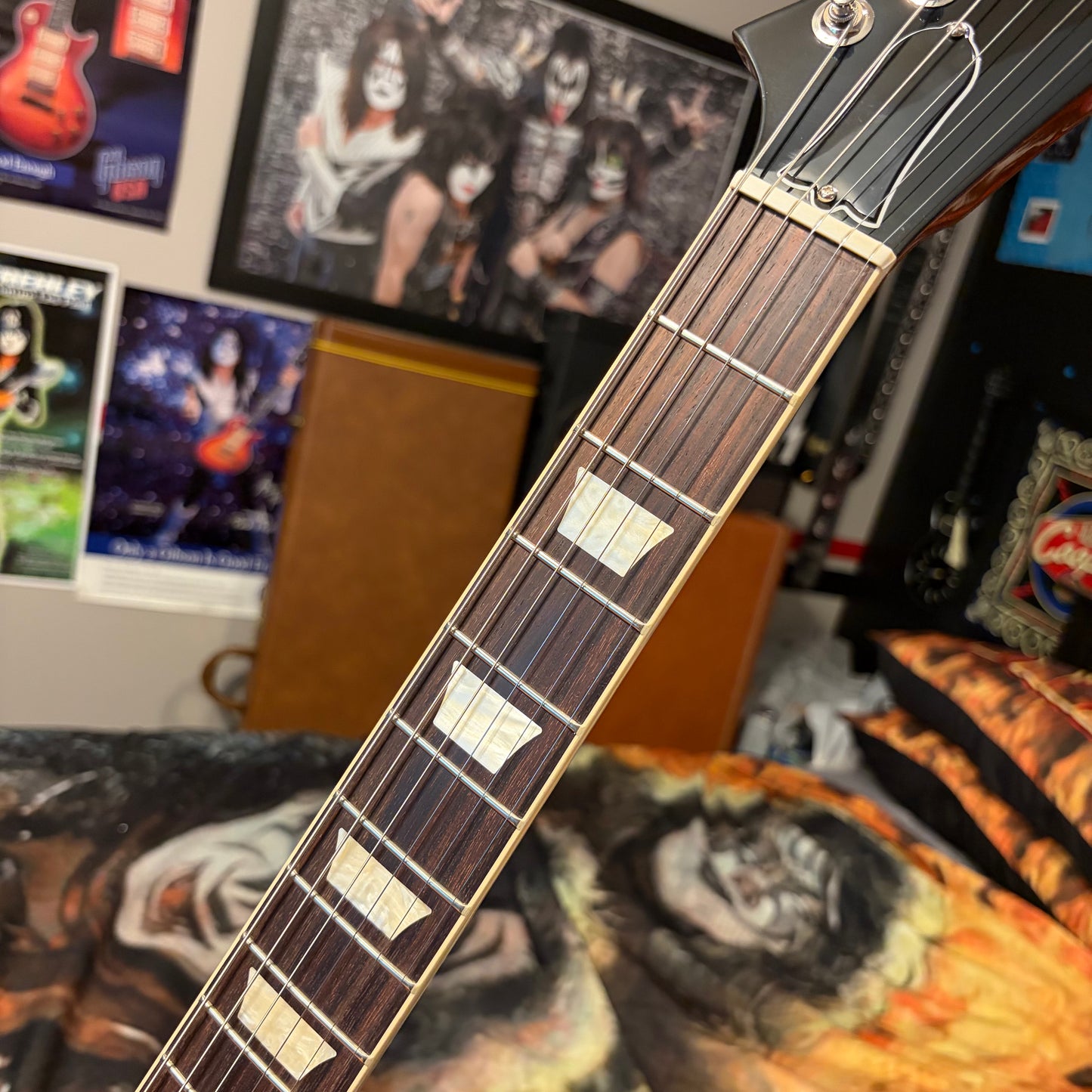 ORIGINAL 👽! 2026 Gibson USA Theodore Standard Antique Natural Amber Trans Reissue Plain Mahogany Body Stopbar Dark Brown Rosewood Fretboard Trapezoid Inlays Nickel Hardware ‘57 Classic Plus Original Collection 1957 ‘57 Ted McCarty Designer Reissue